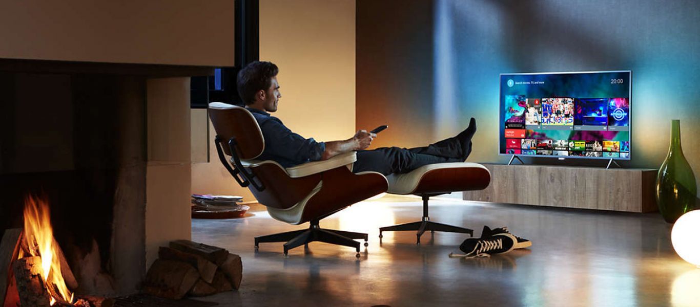 Νέα έρευνα: Όσοι παρακολουθούν τηλεόραση για πολλές ώρες έχουν αυξημένο κίνδυνο εμφάνισης θρόμβων στο αίμα