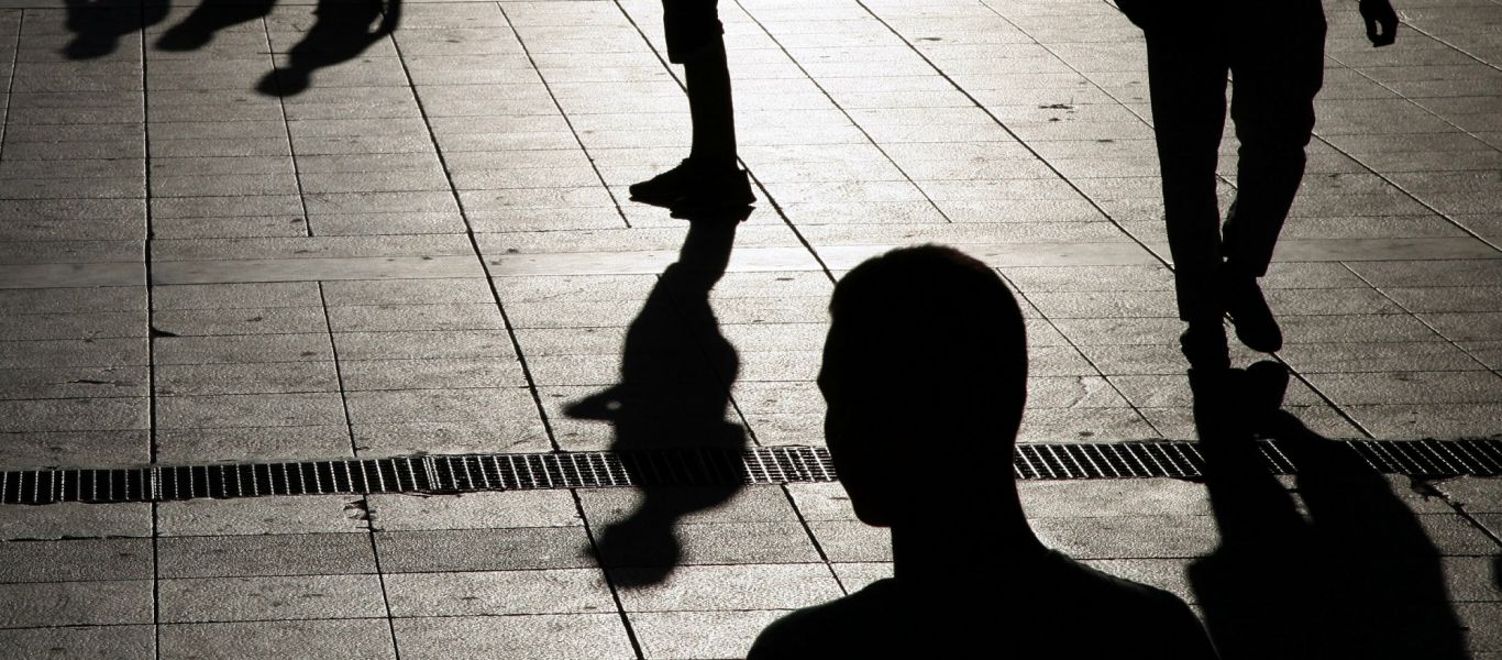 Η ΕΛ.ΣΤΑΤ «μειώνει» την ανεργία για χάρη της κυβέρνησης: «Εξαφάνισε» τους μισούς ανέργους