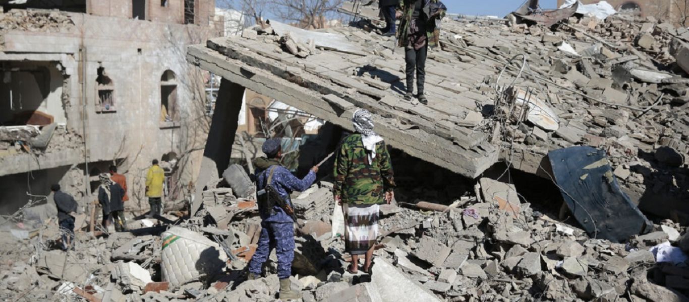 Υεμένη: Αεροπορική επιδρομή με πάνω από 60 νεκρούς – Μεταξύ τους τρία παιδιά (βίντεο)