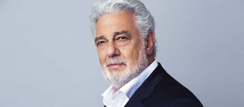 Ο διάσημος τενόρος Πλάθιντο Ντομίνγκο αρνείται τις κατηγορίες περί σεξουαλικής παρενόχλησης γυναικών