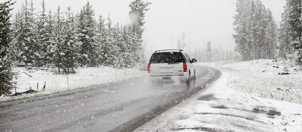 Κακοκαιρία «Ελπίς»: Ποιοι δρόμοι είναι κλειστοί στην Στερεά Ελλάδα & πού χρειάζονται αντιολισθητικές αλυσίδες