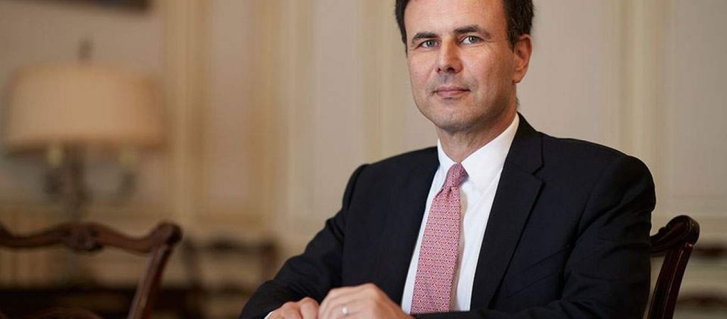 Αμερικανικές εταιρείες εξαγοράζουν ελληνικές και ο Α.Πατέλης μιλάει για…επενδύσεις