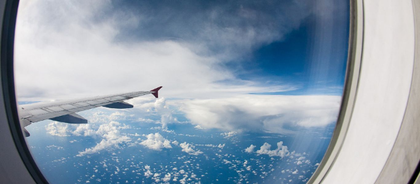 Έχετε αναρωτηθεί; – Γιατί τα παράθυρα των αεροπλάνων είναι οβάλ;
