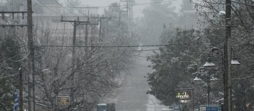 Διακοπές ηλεκτρικού ρεύματος: Πού να τηλεφωνήσουμε σε περίπτωση βλάβης