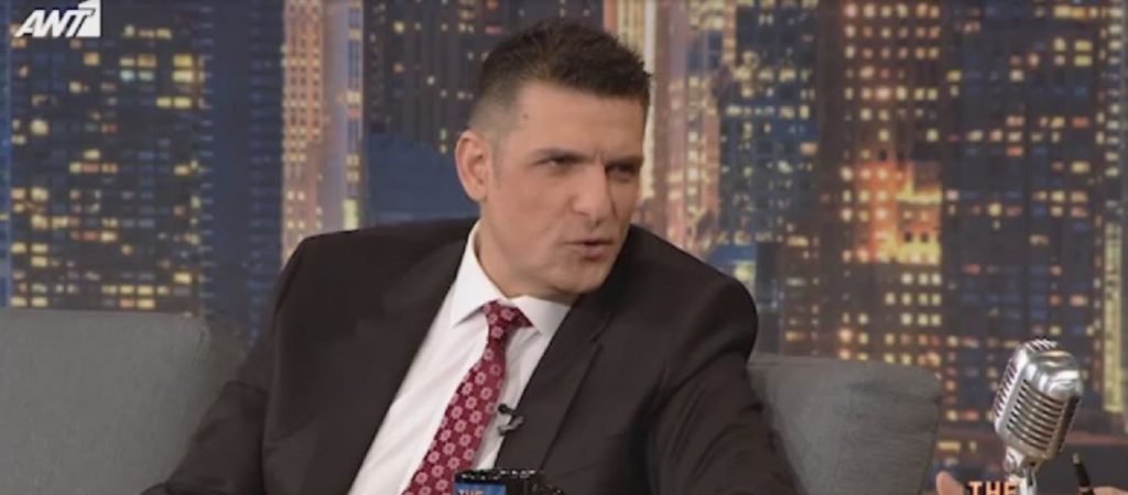 Χρίστος Αντωνιάδης: Γιατί εξαφανίστηκε ο τραγουδιστής; – «Μου κλείνανε τα μικρόφωνα»! (βίντεο)