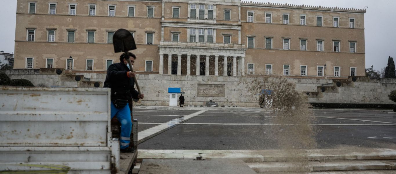 Χώρα σε lockdown – Μήνυμα του «112» σε Αθηναίους: «Αποφύγετε κάθε άσκοπη μετακίνηση θα έχει χιόνι» (φώτο)