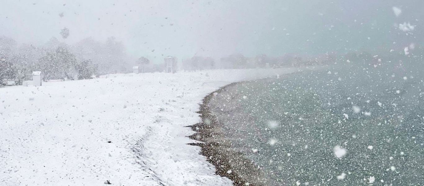 Κακοκαιρία: Εγκλωβισμένη μητέρα με νεογέννητο μωρό ζητά βοήθεια