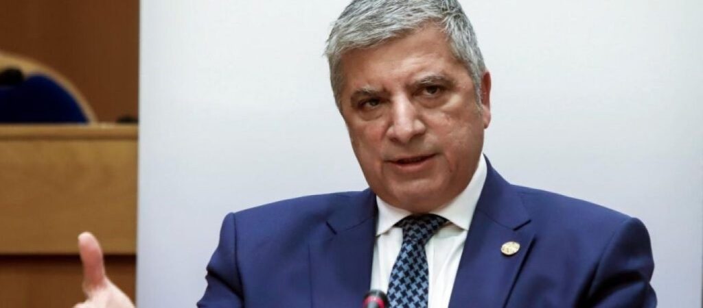 Γ.Πατούλης: «Κηφισός, Μεσογείων, Κατεχάκη και Κηφισίας έχουν ανοίξει από τα ξημερώματα» – Οι εικόνες λένε άλλα…