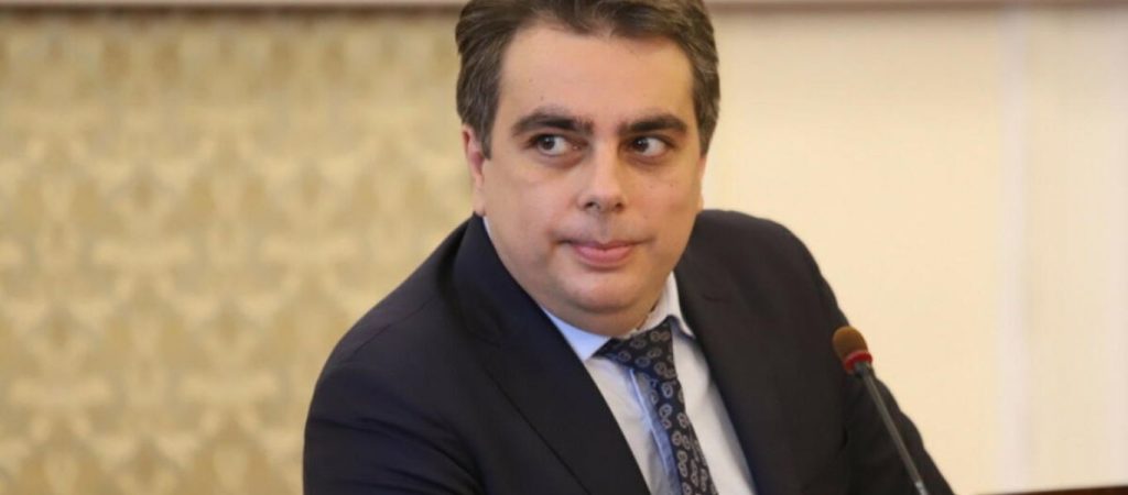 Βουλγαρία: Θετικός στον κορωνοϊό ο πλήρως εμβολιασμένος υπουργός Οικονομικών της χώρας
