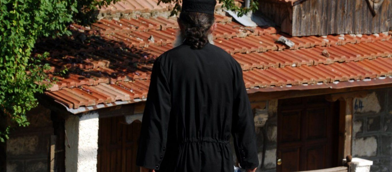 Αγρίνιο: Προθεσμία για να απολογηθεί πήρε ο 50χρονος ιερέας που κατηγορείται για βιασμό ανηλίκων