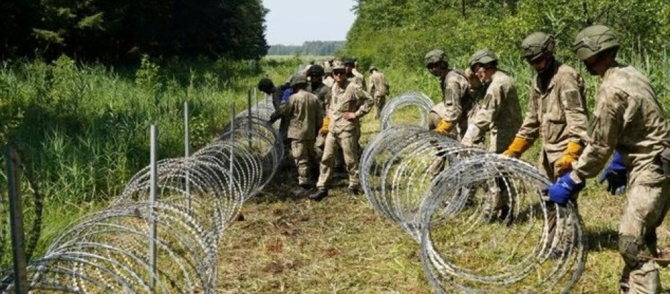 186 χλμ. φράχτη στα σύνορα με την Λευκορωσία ετοιμάζει η Πολωνία – «Επαναπροωθούμε παράνομους μετανάστες»