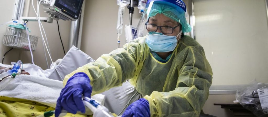 Θεσσαλονίκη: Τρεις δασωληνωμένοι σε ΜΕΘ με μετάλλαξη Όμικρον