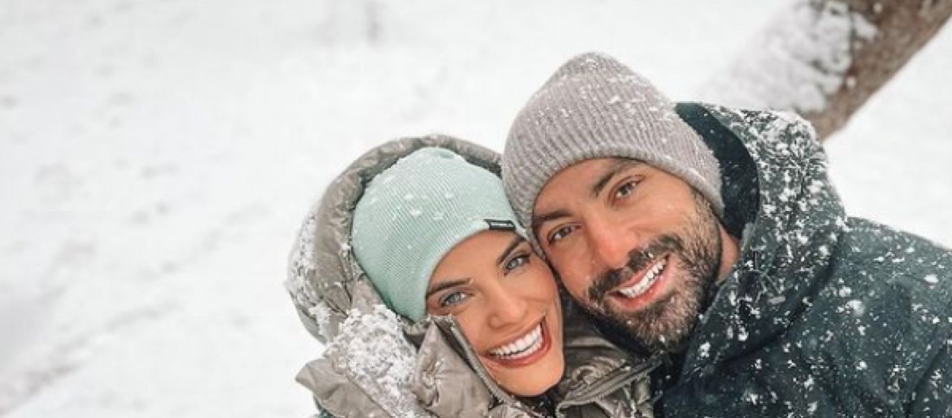 Χριστίνα Μπόμπα και Σάκης Τανιμανίδης: Απολαμβάνουν τα χιόνια με τις κορούλες τους (φώτο)