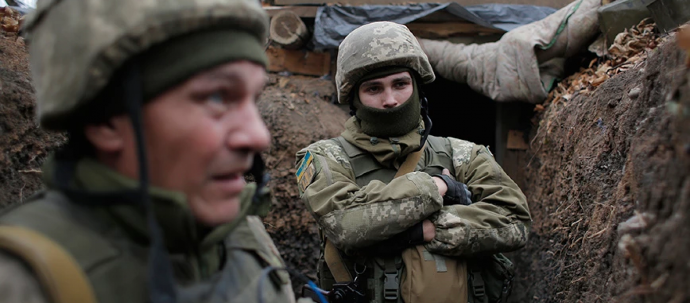 Το Βερολίνο στέλνει 5.000 στρατιωτικά κράνη στην Ουκρανία – «Μετά θα στείλει μαξιλάρια;» ρωτά ο δήμαρχος Κιέβου