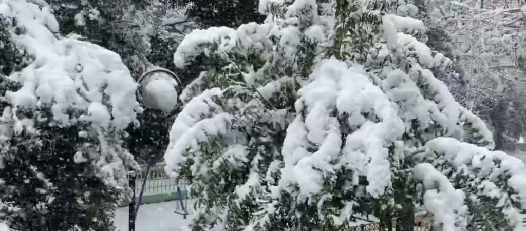 Ηλιούπολη – Κάτοικος ξεσπά: «Ηλικιωμένοι παραμένουν για 4η ημέρα χωρίς ρεύμα»