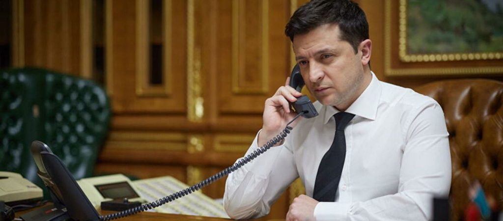 Ουκρανός αξιωματούχος στο CNN: «Δεν πήγε καλά το τηλεφώνημα Ζελένσκι-Μπάιντεν»