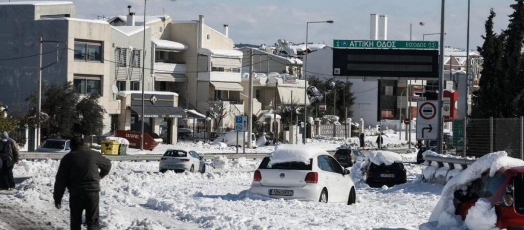 Δήμαρχος Χαλανδρίου για τον αποχιονισμό: «Το παλεύουμε αλλά τα πράγματα είναι δύσκολα»