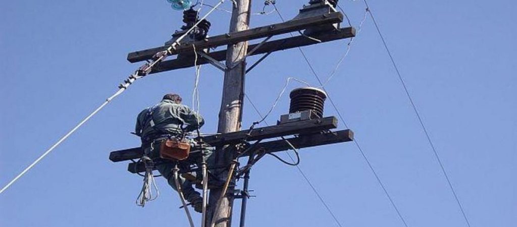 Κακοκαιρία: «Το παιδί μου υποφέρει, είναι σε μηχανικό κρεβάτι» – Για 5η ημέρα προβλήματα ηλεκτροδότησης στην Αττική