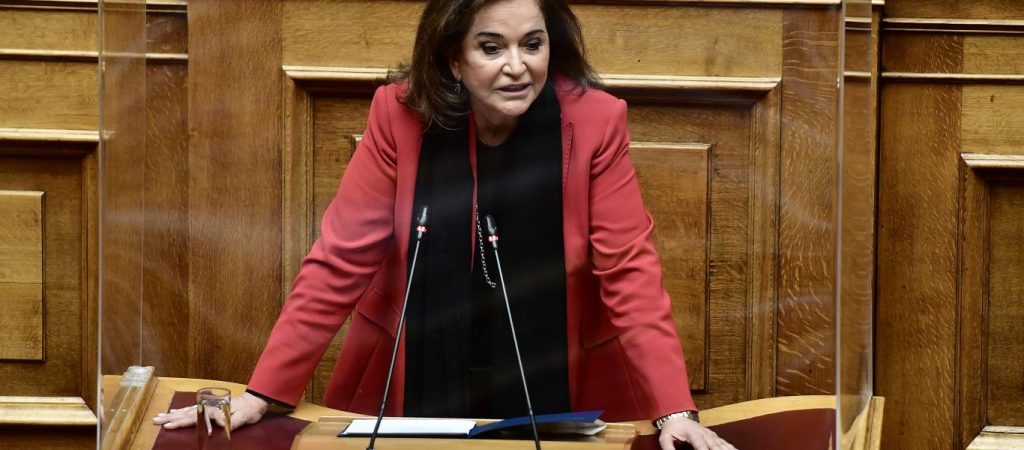 N.Μπακογιάννη σε Π.Σκουρλέτη για πρόωρες εκλογές: «Μην ξύνεστε στην γκλίτσα – Μπορεί να γίνει αποδεκτό το αίτημα»