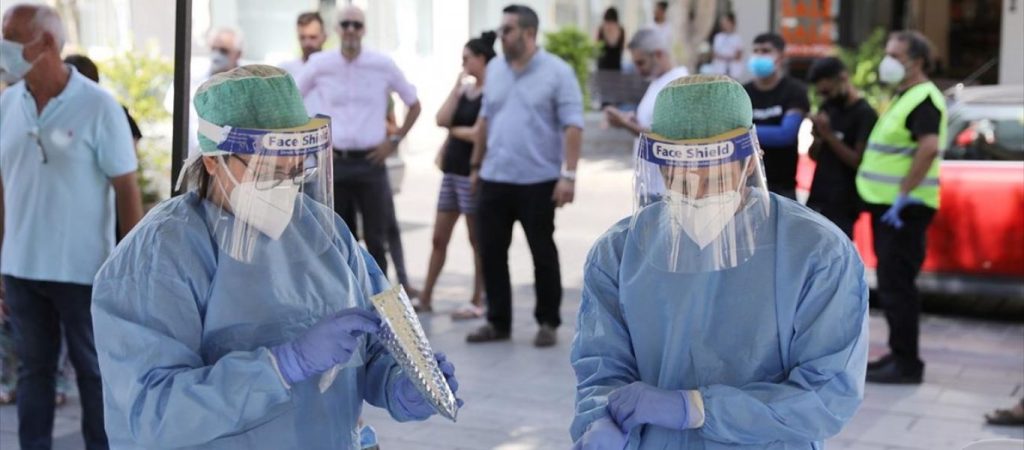 Κορωνοϊός: Μήπως η Όμικρον είναι τέλος της πανδημίας; – Τα δύο σενάρια