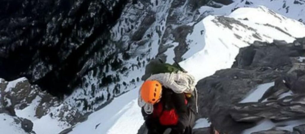 Τζουμέρκα: Νεκρός ανασύρθηκε ο νεαρός σκιέρ που είχε πέσει σε γκρεμό