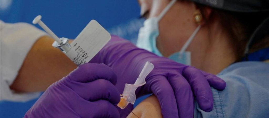 ΗΠΑ: Νοσοκόμες έβγαλαν 1,5 εκατ. δολάρια πουλώντας πλαστά πιστοποιητικά εμβολίασμού