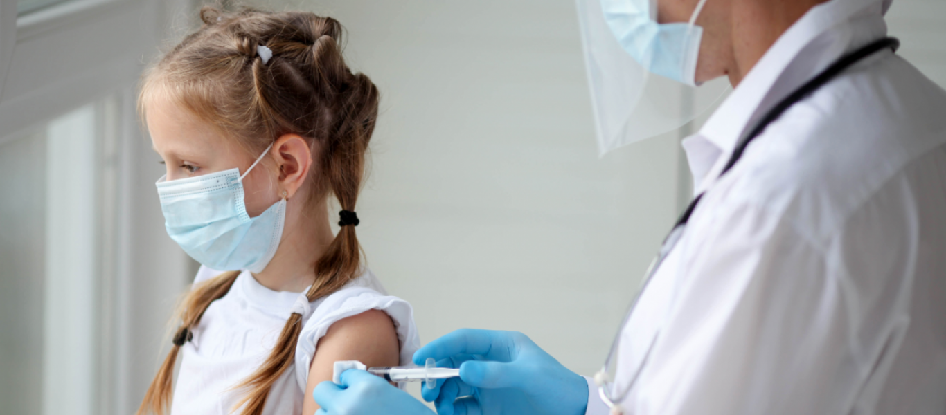 Κορωνοϊός: Το 30% των κρουσμάτων αφορά παιδιά και εφήβους