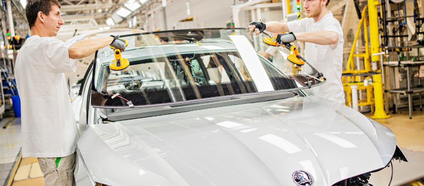 Τσεχία: 16.000 ανταλλακτικά για τα Skoda Octavia έγιναν στάχτη!