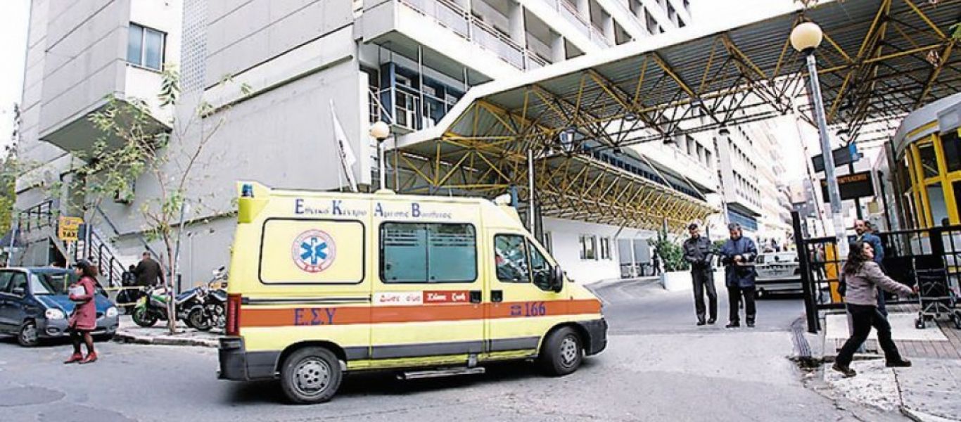 Ευαγγελισμός: Λήξις συναγερμού – Οι αστυνομικοί κατέβασαν την γυναίκα από την ταράτσα