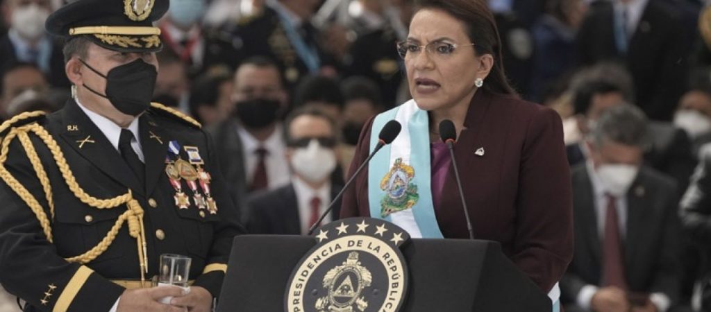 Η Ονδούρα αποκαθιστά τις διπλωματικές σχέσεις της με τη Βενεζουέλα και διατηρεί αυτές με την Ταϊβάν