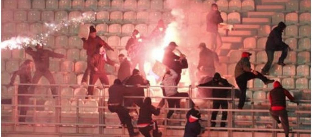 «Δεν τους πιάνουμε γιατί τους προστατεύουν οι ΠΑΕ» – Καταγγελία αστυνομικού για τους συνδέσμους «οπαδών»