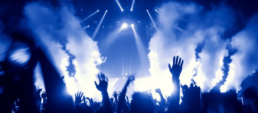 Πρόστιμο 100.000 ευρώ σε μαγαζί στην Πάτρα γιατί χόρευαν 300 πελάτες – «Λουκέτο» και για 15 μέρες