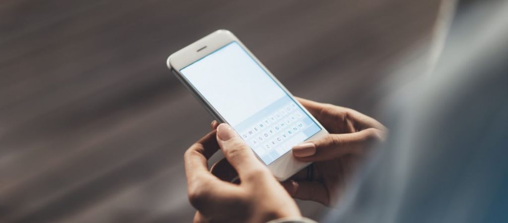 Το γνωρίζατε; – Να γιατί πρέπει να κλείνουμε το ίντερνετ στο κινητό μας το βράδυ