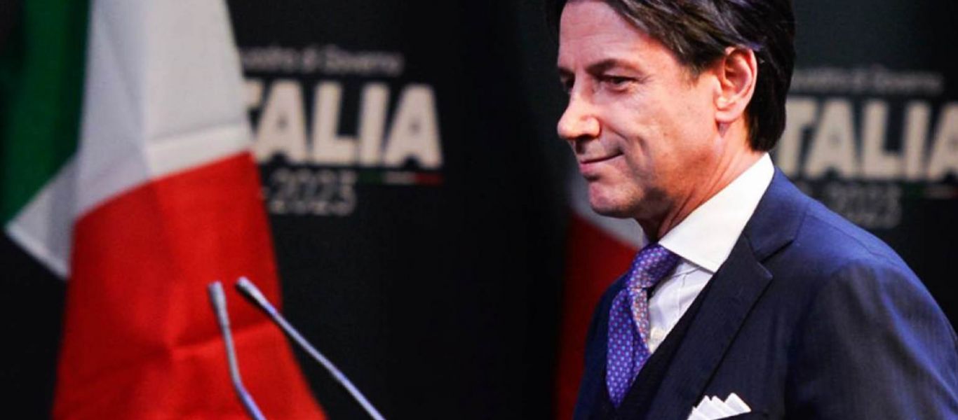 Ιταλία: Υπό αμφισβήτηση η ηγεσία του Τζ.Κόντε στο κίνημα των Πέντε Αστέρων