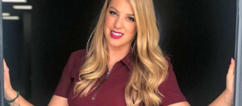 Σίσσυ Καλλίνη: «Εγώ σαν μαθήτρια έχω φάει ξύλο στο σχολείο…Και αυτή η γυναίκα συνεχίζει να διδάσκει σε δημοτικό»