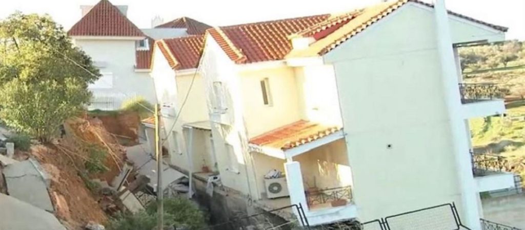 Έκκληση από τους κατοίκους του Νέου Βουτζά – «Πέντε σπίτια κινδυνεύουν να βυθιστούν σήμερα»