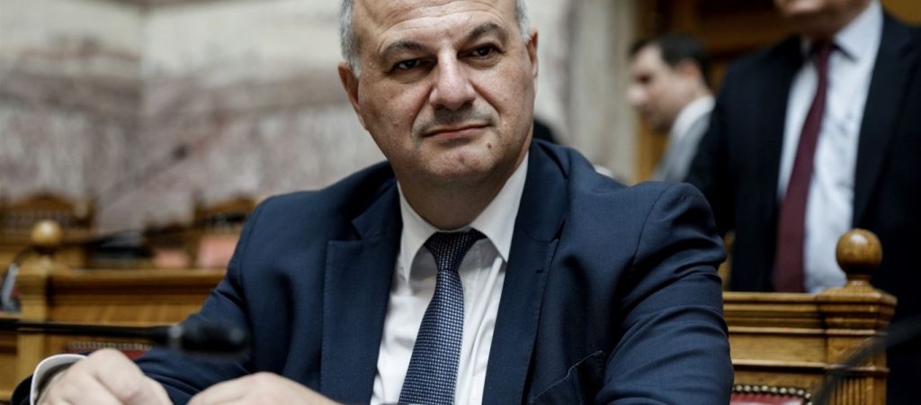 Κ.Τσιάρας: «Η αντιμετώπιση της οπαδικής βίας προϋποθέτει συμμετοχή πολλών παραγόντων – Ψηφιακή δικαιοσύνη μέχρι το 2025»