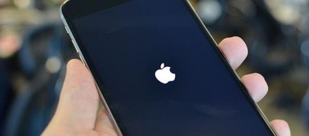 Apple: Περιορίζεται η παραγωγή iPhone SE και Airpods λόγω μειωμένης ζήτησης