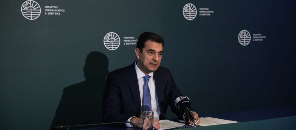 Είναι απίστευτοι: Δεν πλήρωσαν τις προηγούμενες επιδοτήσεις σε ηλεκτρικό και φ.α. και τώρα εξαγγέλλουν νέες!