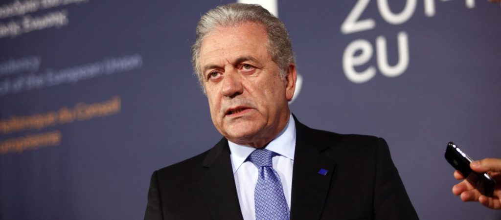 Δ.Μαρκόπουλος για τα 100.000 ευρώ του Δ.Αβραμόπουλου: «Πώς κάνετε έτσι; – Δεν είναι και κάτι» (βίντεο)