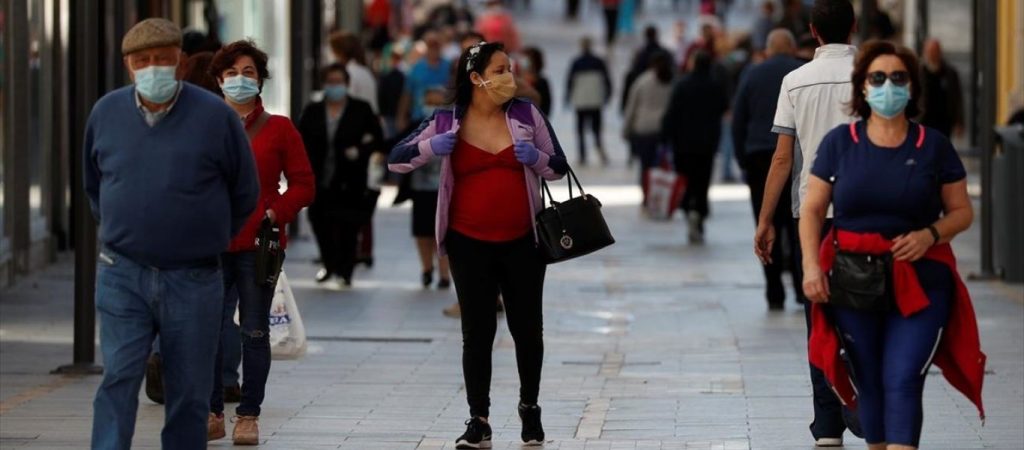 Ισπανία: Τέλος η μάσκα στους εξωτερικούς  χώρους
