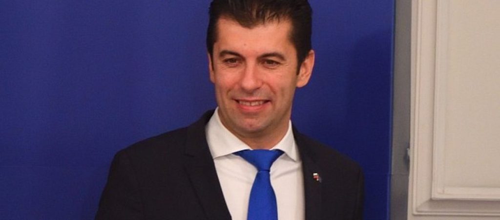 Βουλγαρία: Στον εισαγγελέα για ανάκριση ο πρωθυπουργός Πέτκοφ – Παρέδωσε λίστα ονομάτων για υποθέσεις διαφθοράς