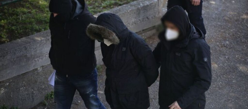 Δολοφονία Άλκη: «Δεν χτύπησα κανέναν εγώ ήμουν στο αυτοκίνητο» υποστηρίζει ο 20χρονος Αλβανός