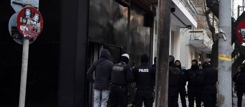 Θεσσαλονίκη: Δίχως τέλος τα λουκέτα στους συνδέσμους οπαδών – Ακόμη δύο σφραγίστηκαν σε Τούμπα και Εύοσμο