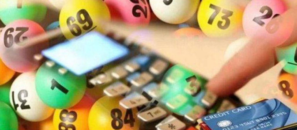 Έπαθλα έως και 50.000 ευρώ μοιράζει η πρώτη φορολοταρία του έτους