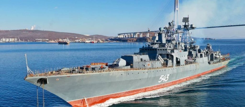 Ρωσικό αντιτορπιλικό σε «ναυμαχία» με αμερικανικό υποβρύχιο που εισήλθε στα ρωσικά χωρικά ύδατα – Αρνούνται οι ΗΠΑ