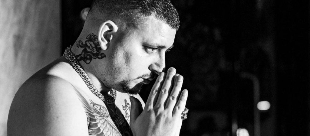 Mad Clip: Στις 29 Απριλίου κυκλοφορεί ο τελευταίος του δίσκος με τίτλο «Money And Drugs Can’t Live In Poverty»