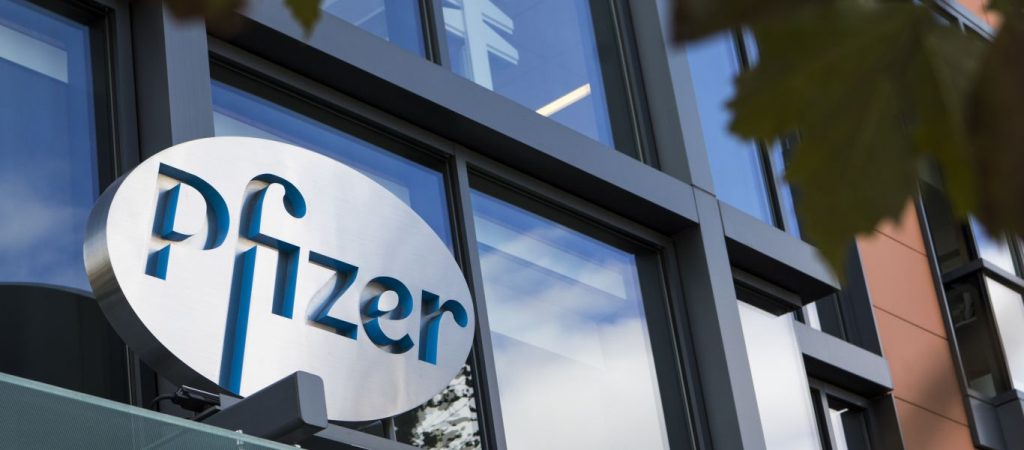 Pfizer:  «Επικοινωνήστε άμεσα με τον γιατρό σας εάν εμφανίσετε συμπτώματα πνευμονικής εμβολής»!