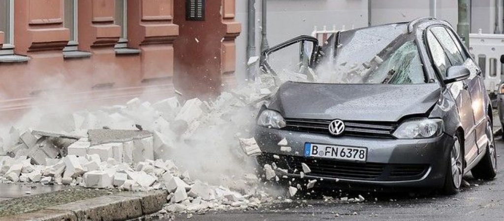 Γερμανία: Τρεις νεκροί από την κακοκαιρία «Υλένια» – Έρχεται η «Ζεϋνέπ» (βίντεο)