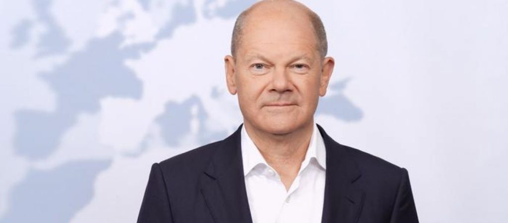 Ο.Σολτς: «Υπάρχει και πάλι η απειλή πολέμου στην Ευρώπη»